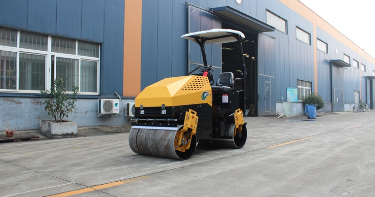 全新3噸小型壓路機(jī)磨合期要多久？